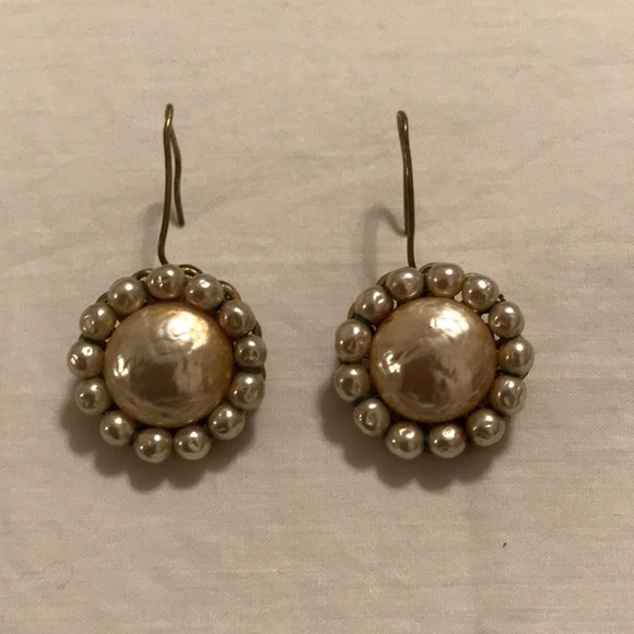 PEARL CLUSTER earrings - Picture 1 of 1